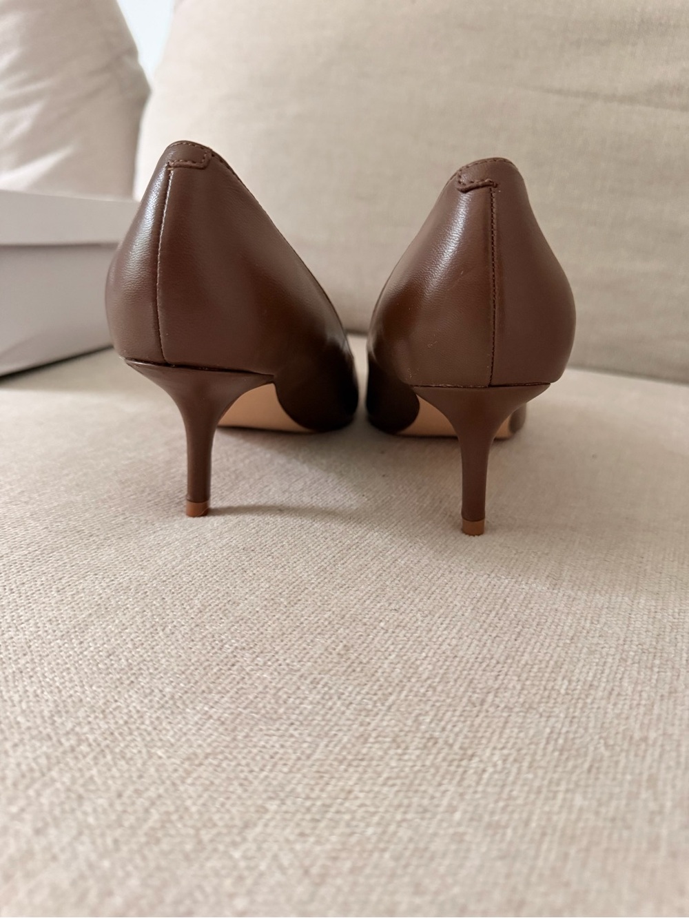 Marc Fisher Alola Brown Leather Pointed Toe Pumps 6.5 - Picture 6 of 6